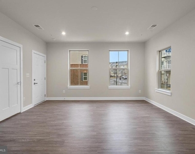 24715 Monk Meadows Terrace - Photo Thumbnail 8