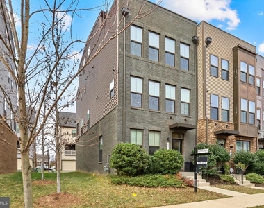 22315 Tees Terrace - Photo Thumbnail 3