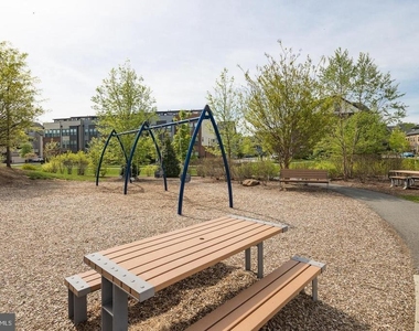 22315 Tees Terrace - Photo Thumbnail 52