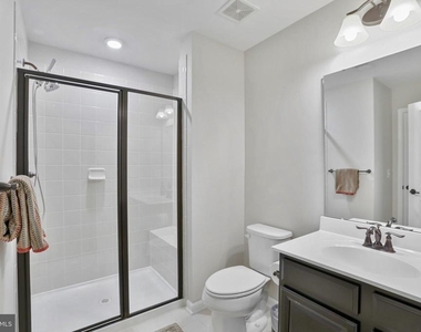 22315 Tees Terrace - Photo Thumbnail 11