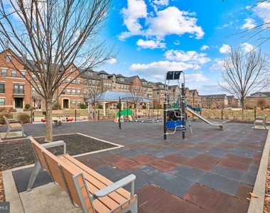 22315 Tees Terrace - Photo Thumbnail 44