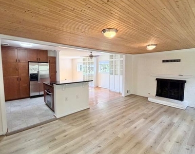 7111 Norwalk Street - Photo Thumbnail 20