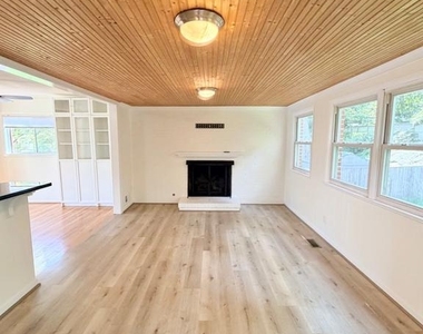7111 Norwalk Street - Photo Thumbnail 21