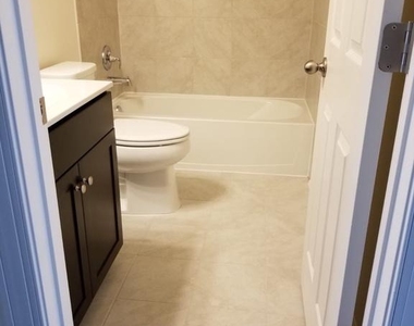 4118 Elmwood Street - Photo Thumbnail 10