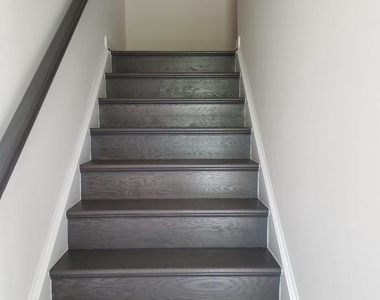 4118 Elmwood Street - Photo Thumbnail 2
