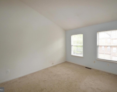 4209 Trumbo Court - Photo Thumbnail 20
