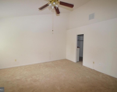 4209 Trumbo Court - Photo Thumbnail 18