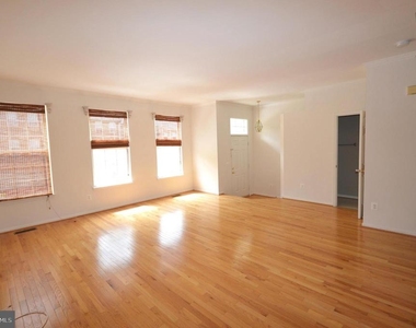 4209 Trumbo Court - Photo Thumbnail 3