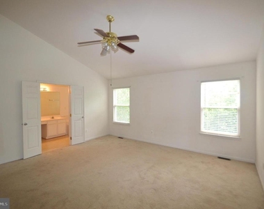 4209 Trumbo Court - Photo Thumbnail 17