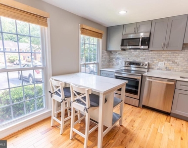 8020 Bethelen Woods Lane - Photo Thumbnail 1