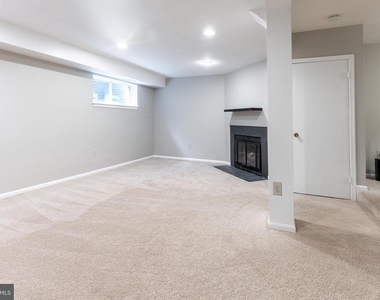 8020 Bethelen Woods Lane - Photo Thumbnail 28