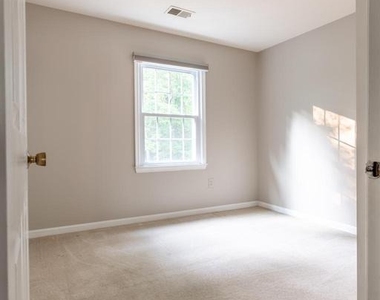 8020 Bethelen Woods Lane - Photo Thumbnail 23