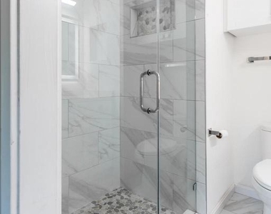 8020 Bethelen Woods Lane - Photo Thumbnail 15