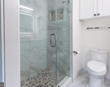 8020 Bethelen Woods Lane - Photo Thumbnail 14