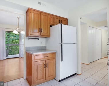 1526 Moorings Drive - Photo Thumbnail 15