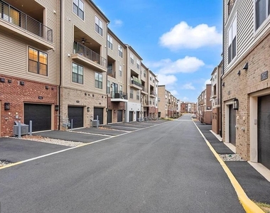 7461 Backett Wood Terrace - Photo Thumbnail 29