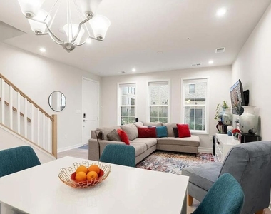 7461 Backett Wood Terrace - Photo Thumbnail 10
