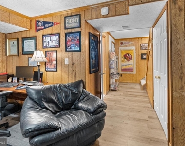 8113 Loving Forest Court - Photo Thumbnail 36