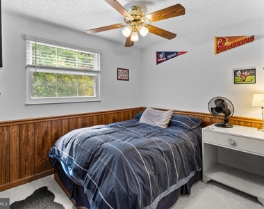 8113 Loving Forest Court - Photo Thumbnail 29