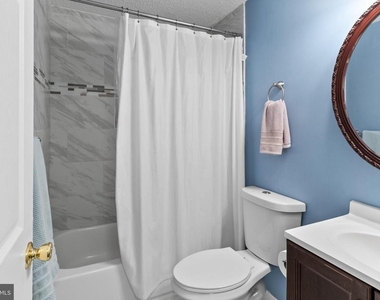 8113 Loving Forest Court - Photo Thumbnail 27