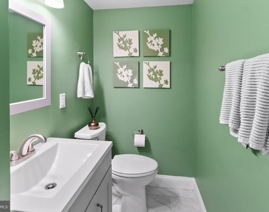 8113 Loving Forest Court - Photo Thumbnail 19