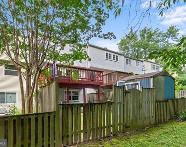 8113 Loving Forest Court - Photo Thumbnail 44