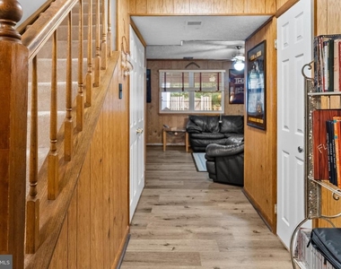 8113 Loving Forest Court - Photo Thumbnail 32