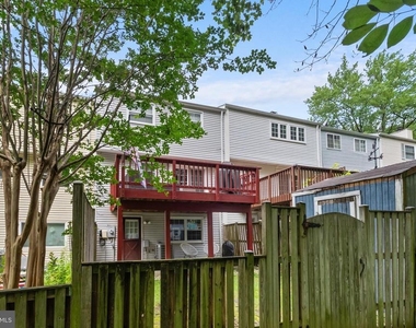 8113 Loving Forest Court - Photo Thumbnail 42