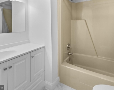 8113 Loving Forest Court - Photo Thumbnail 37