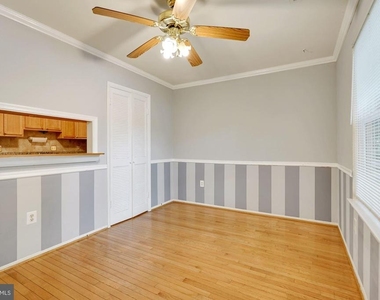 6060 Hollow Knoll Court - Photo Thumbnail 4
