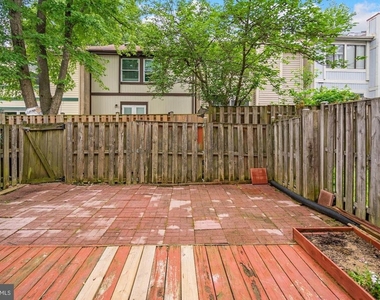 6060 Hollow Knoll Court - Photo Thumbnail 30