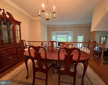 2069 Van Tuyl Place - Photo Thumbnail 4