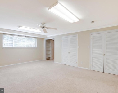 3909 Pineland Street - Photo Thumbnail 44
