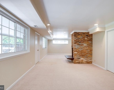 3909 Pineland Street - Photo Thumbnail 42