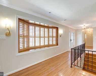 3909 Pineland Street - Photo Thumbnail 8