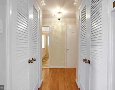 3909 Pineland Street - Photo Thumbnail 7