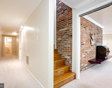 3909 Pineland Street - Photo Thumbnail 50