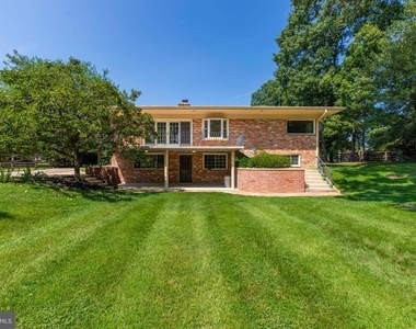3909 Pineland Street - Photo Thumbnail 57