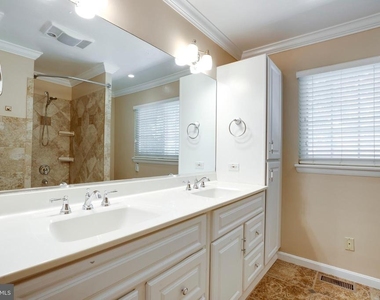 3909 Pineland Street - Photo Thumbnail 33