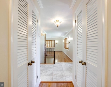 3909 Pineland Street - Photo Thumbnail 30