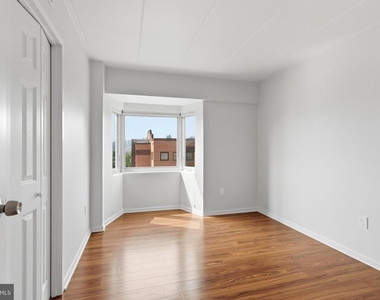 200 Locust Street Se - Photo Thumbnail 18