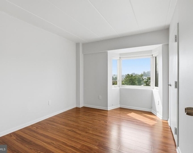 200 Locust Street Se - Photo Thumbnail 20