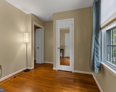 5267 Leestone Court - Photo Thumbnail 24