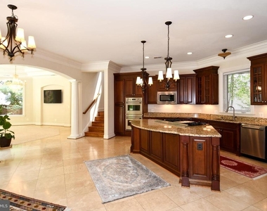 7104 Old Dominion Drive - Photo Thumbnail 21