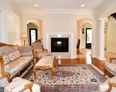7104 Old Dominion Drive - Photo Thumbnail 8