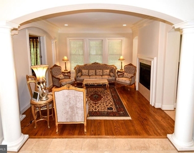 7104 Old Dominion Drive - Photo Thumbnail 10