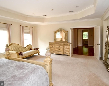 7104 Old Dominion Drive - Photo Thumbnail 41