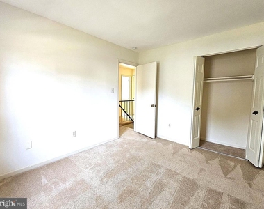 3956 Bradwater Street - Photo Thumbnail 24