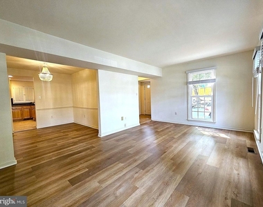 3956 Bradwater Street - Photo Thumbnail 3