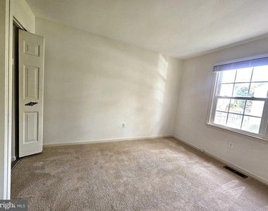 3956 Bradwater Street - Photo Thumbnail 25